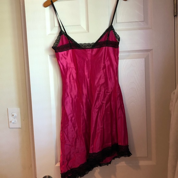 Sexy sleepwear - Picture 2 of 3